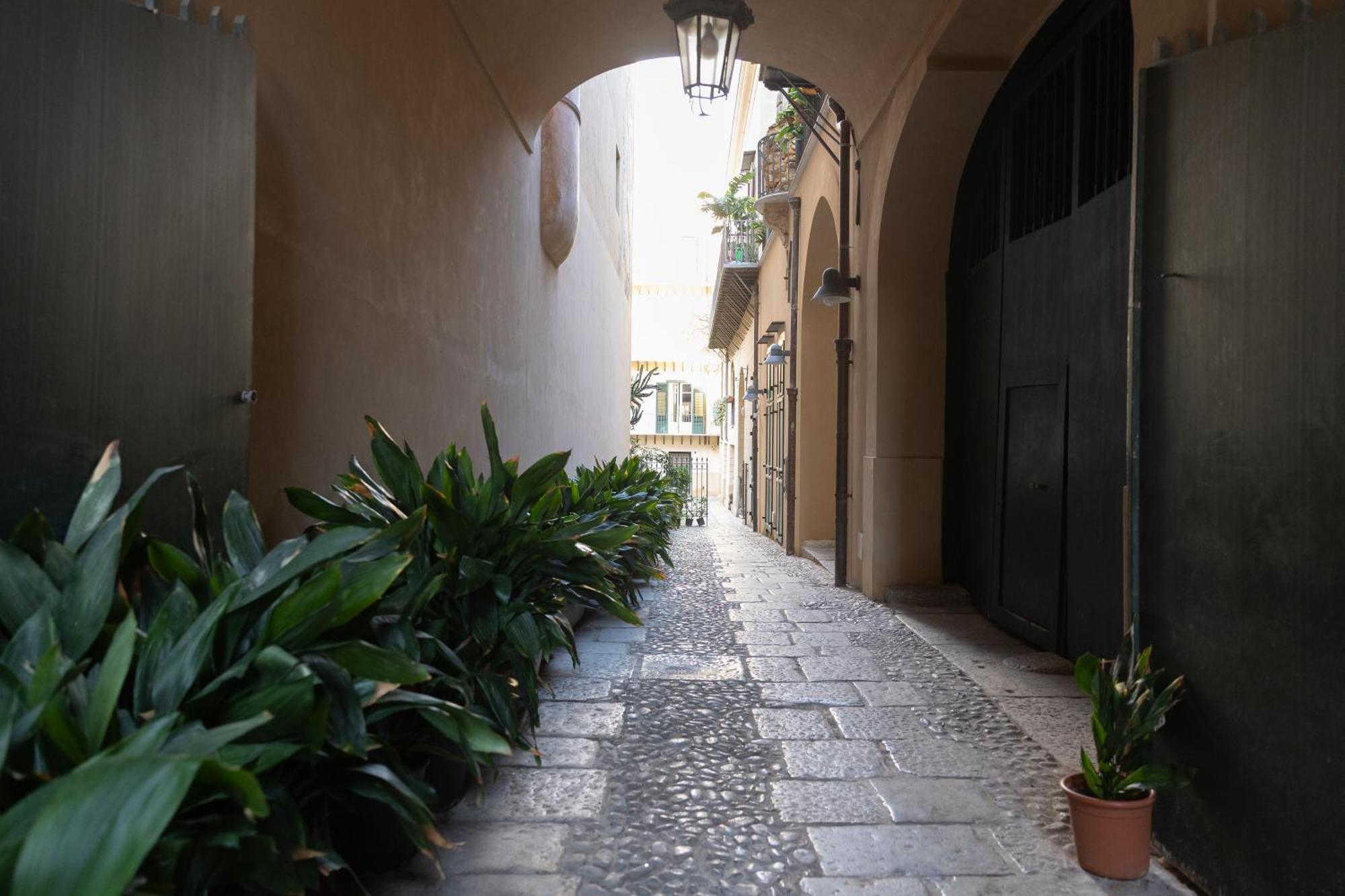 Apartament Dimora Artale In Cattedrale Palermo Zewnętrze zdjęcie