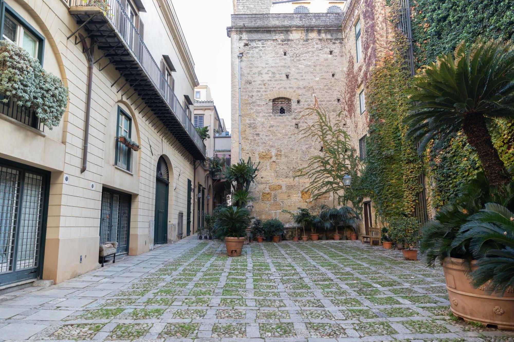 Apartament Dimora Artale In Cattedrale Palermo Zewnętrze zdjęcie